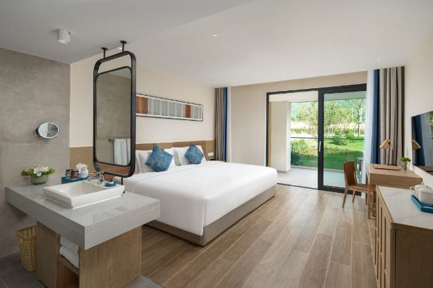 三亞十八度沙灘假日酒店